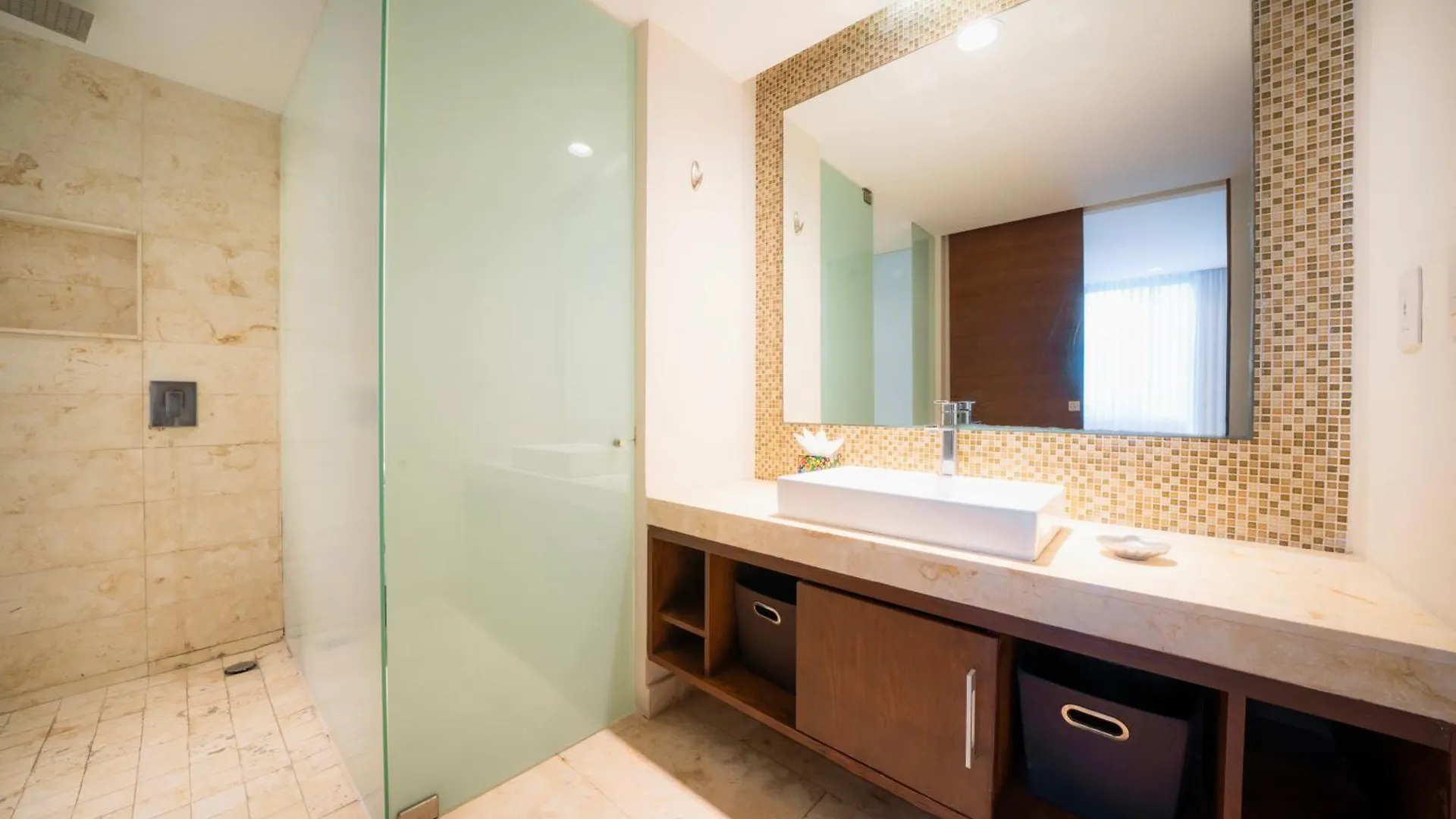 Apartmán 2 Bedroom Condo With Pool In The Center Of Playa Del Carmen - Anah Playa